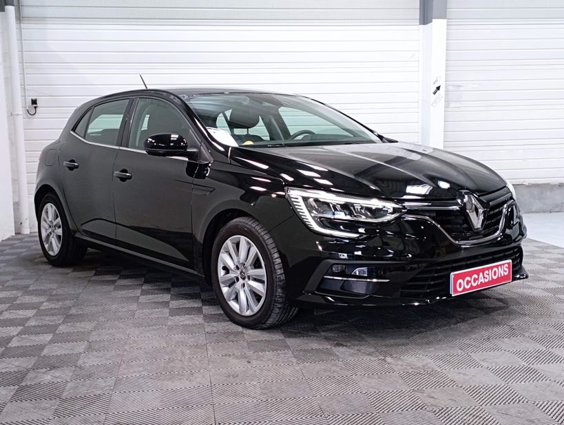 RENAULT MEGANE IV BERLINE 2021 - Photo n°3