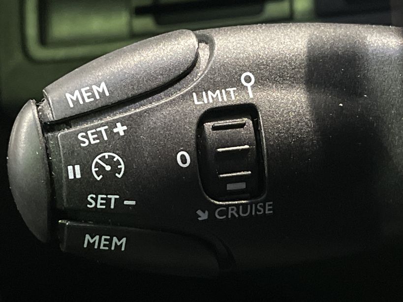 PEUGEOT 5008 2017 - Photo n°34