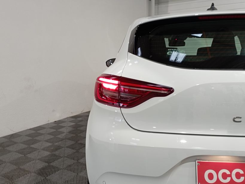 RENAULT CLIO V 2019 - Photo n°9