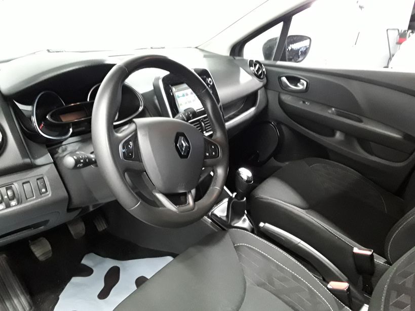 RENAULT CLIO IV 2019 - Photo n°18
