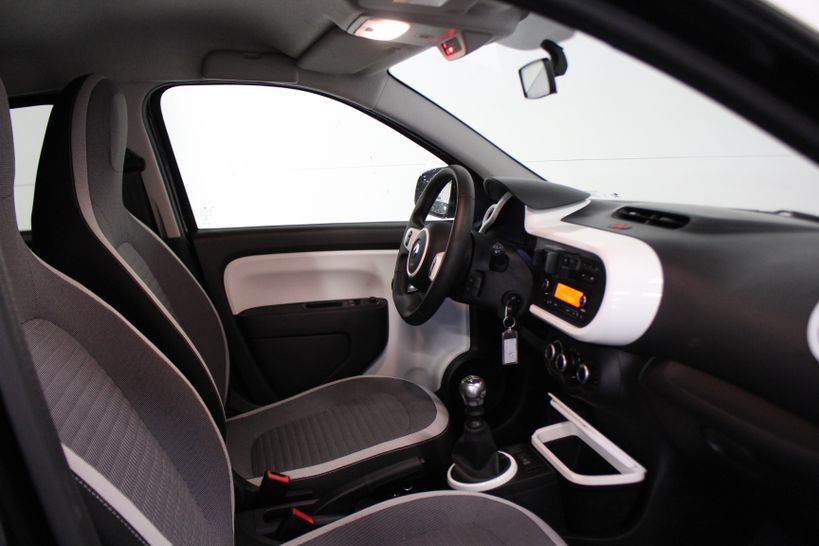 RENAULT TWINGO III 2019 - Photo n°6
