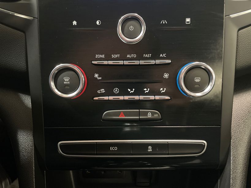 RENAULT MEGANE IV BERLINE BUSINESS 2020 - Photo n°16