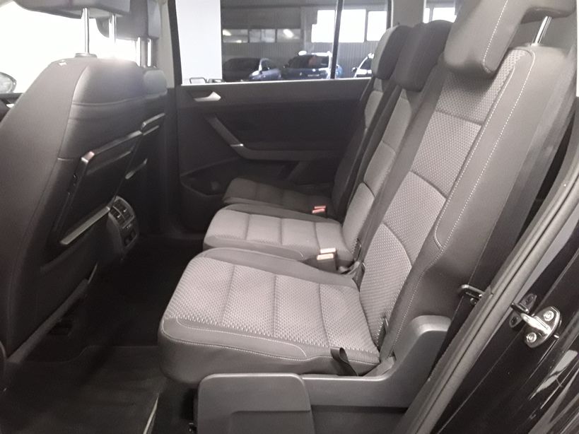 VOLKSWAGEN TOURAN 2016 - Photo n°8