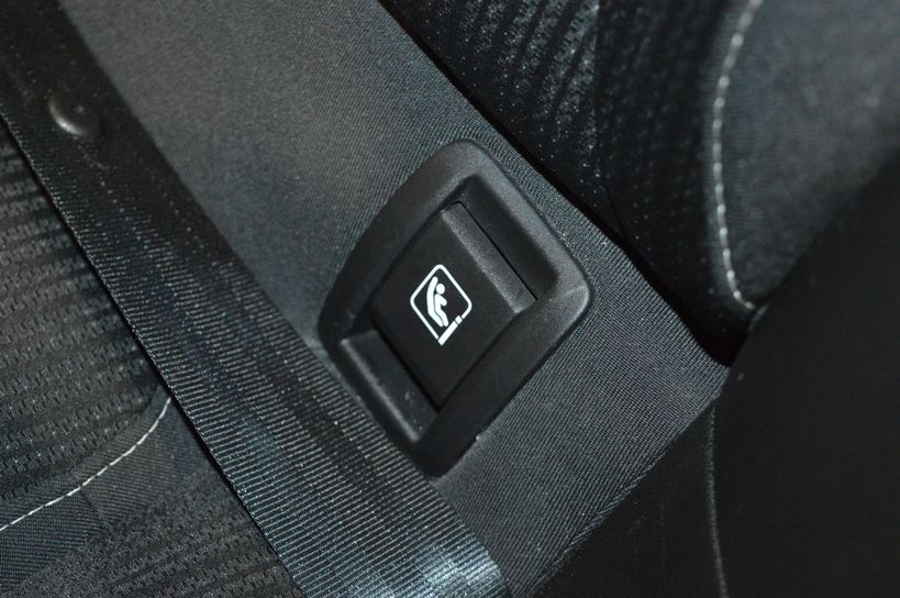 RENAULT MEGANE IV BERLINE BUSINESS 2017 - Photo n°41