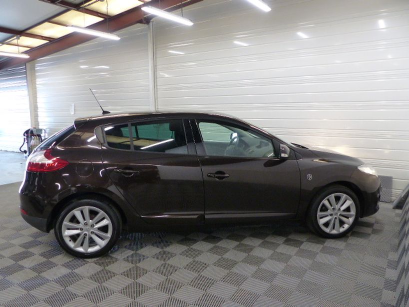 RENAULT MEGANE III BERLINE 2011 - Photo n°11