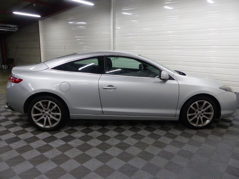 RENAULT LAGUNA COUPE 2011 - Photo n°22