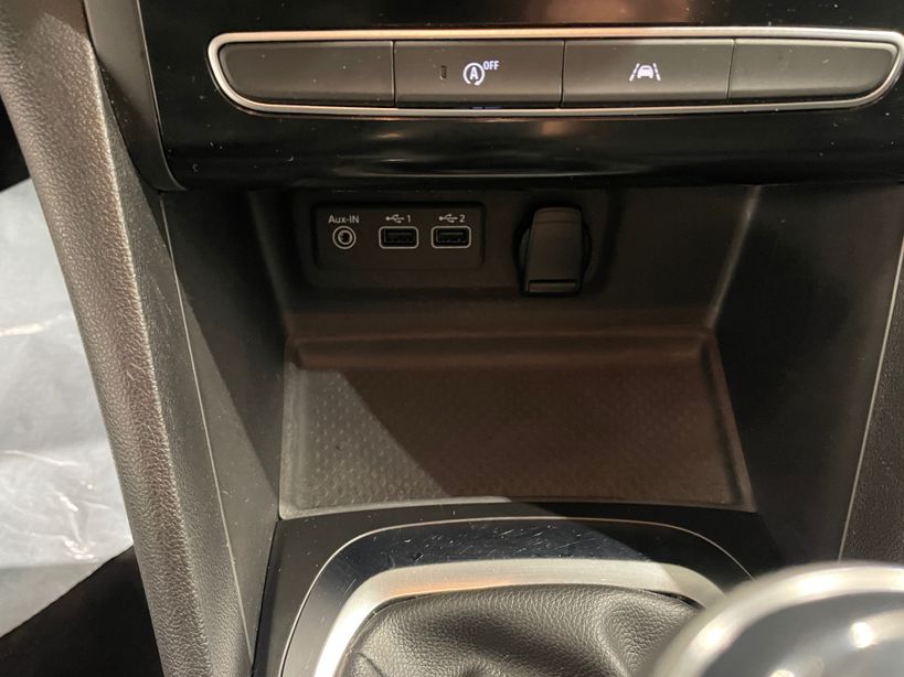 RENAULT MEGANE IV ESTATE 2022 - Photo n°27