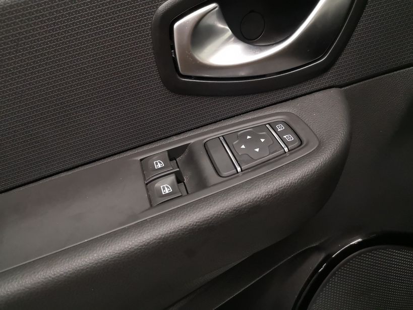 RENAULT CLIO IV 2019 - Photo n°14