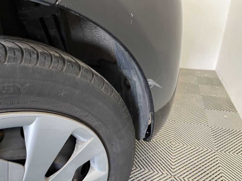 TOYOTA YARIS HYBRIDE 2015 - Photo n°46