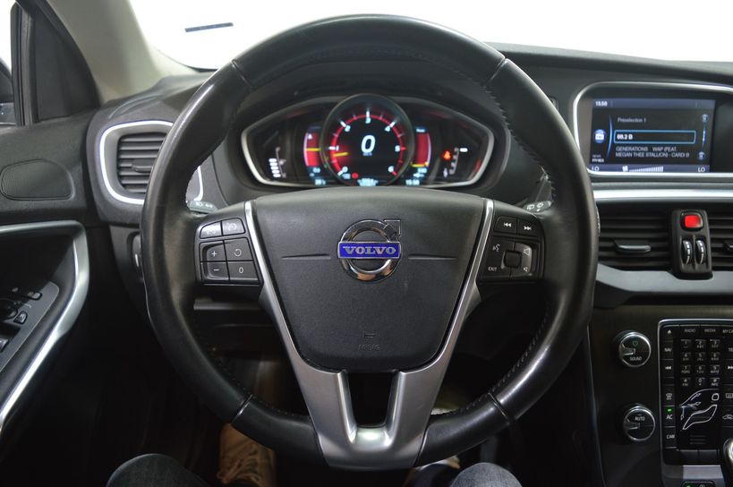 VOLVO V40 CROSS COUNTRY 2014 - Photo n°11