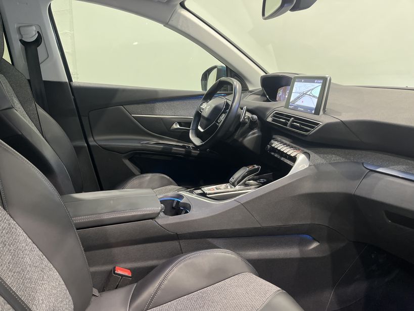 PEUGEOT 5008 2018 - Photo n°21