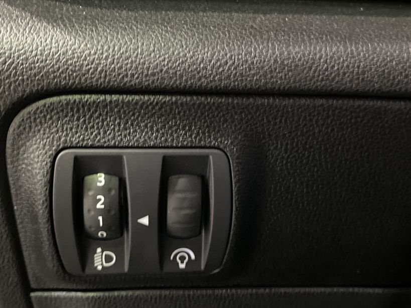 RENAULT MEGANE IV ESTATE 2021 - Photo n°35