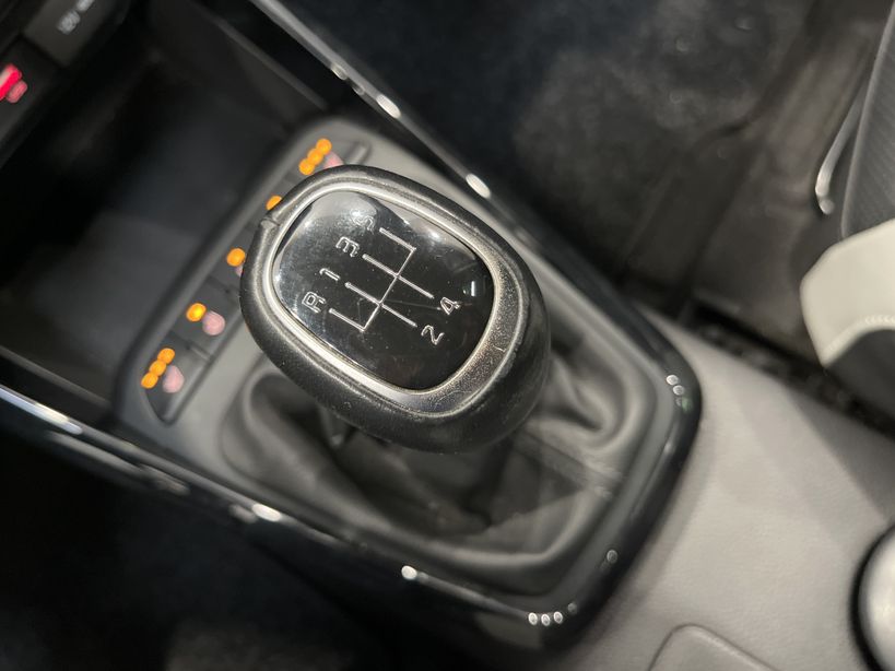 KIA STONIC 2019 - Photo n°19