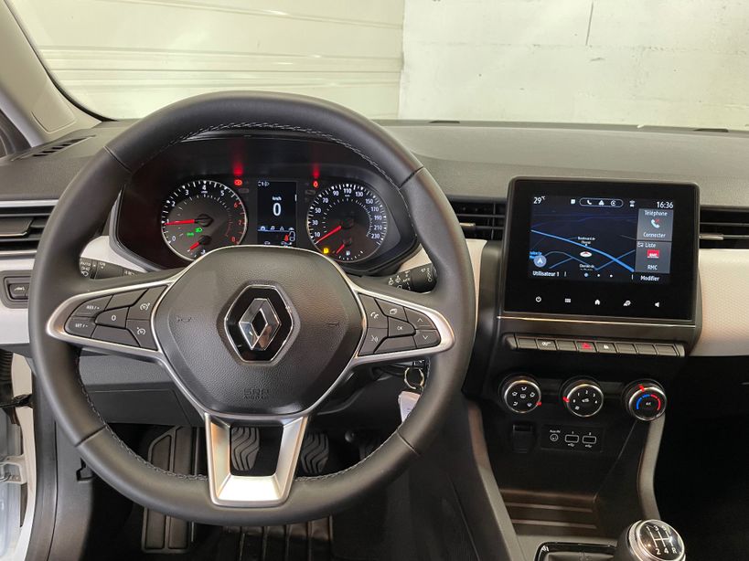 RENAULT CLIO V 2023 - Photo n°14