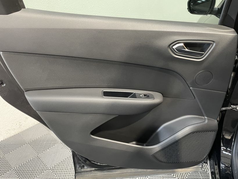 RENAULT ARKANA 2023 - Photo n°16