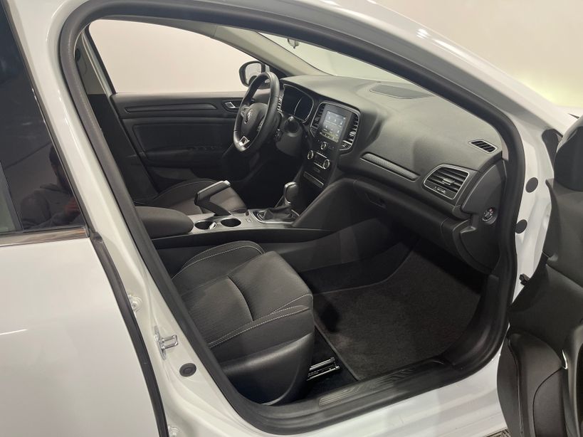 RENAULT MEGANE IV BERLINE BUSINESS 2020 - Photo n°30
