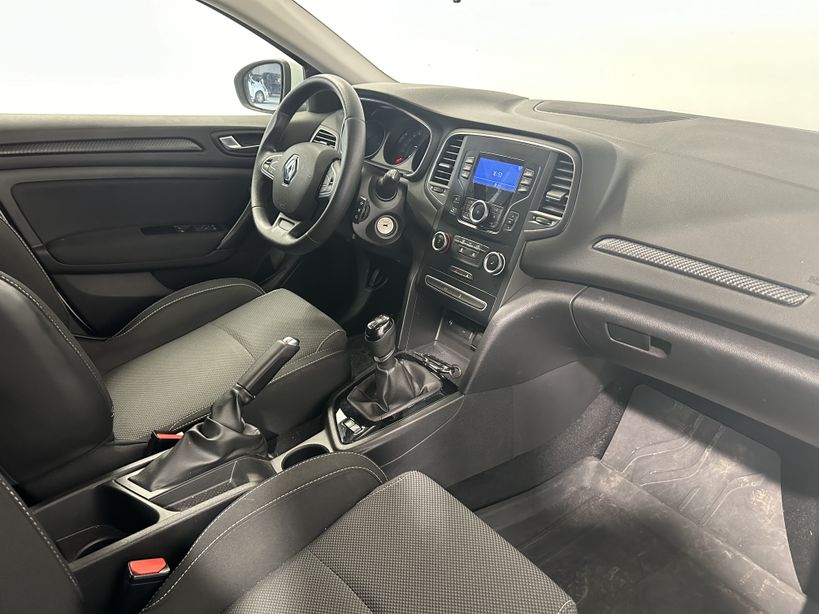 RENAULT MEGANE IV SOCIETE 2019 - Photo n°6