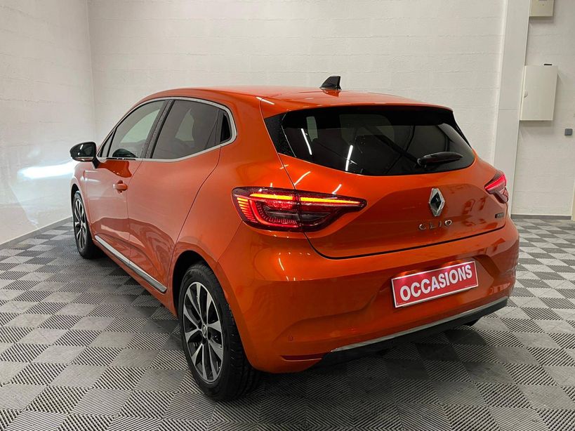 RENAULT CLIO V 2023 - Photo n°6