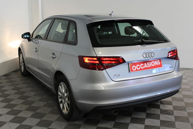 AUDI A3 SPORTBACK BUSINESS 2015 - Photo n°13