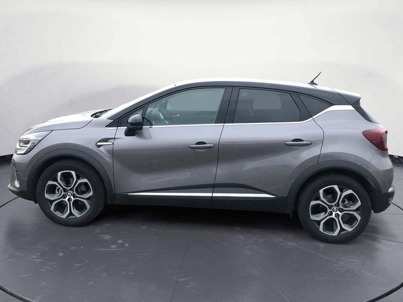 RENAULT CAPTUR 2022 - Photo n°8