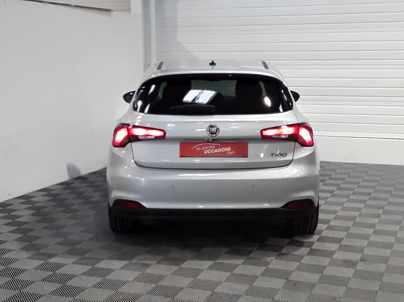 FIAT TIPO 5 PORTES 2016 - Photo n°12