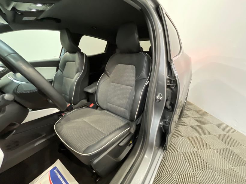 RENAULT CLIO V 2023 - Photo n°9