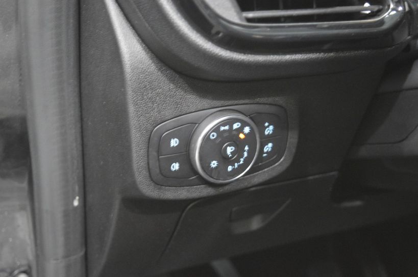 FORD FIESTA 2018 - Photo n°10