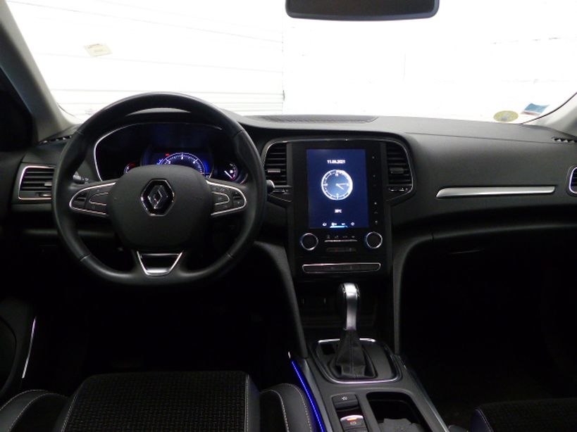 RENAULT MEGANE IV BERLINE 2019 - Photo n°8