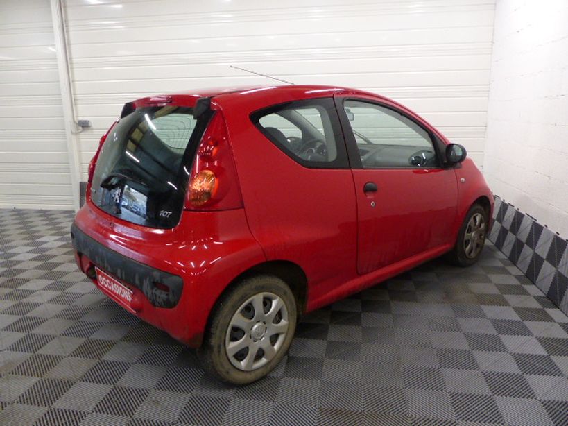 PEUGEOT 107 2010 - Photo n°4