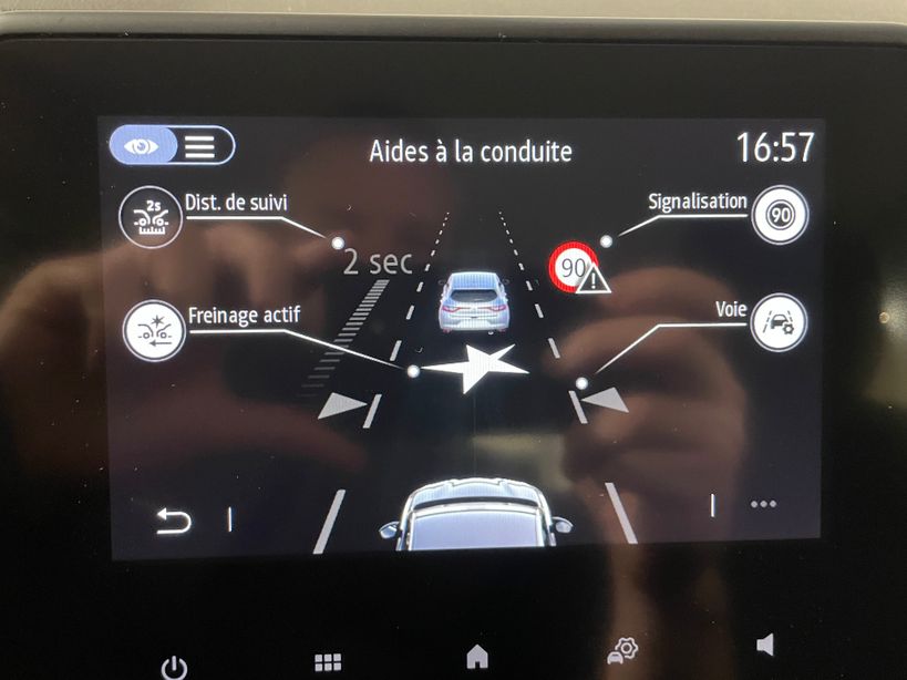 RENAULT CLIO V 2020 - Photo n°21