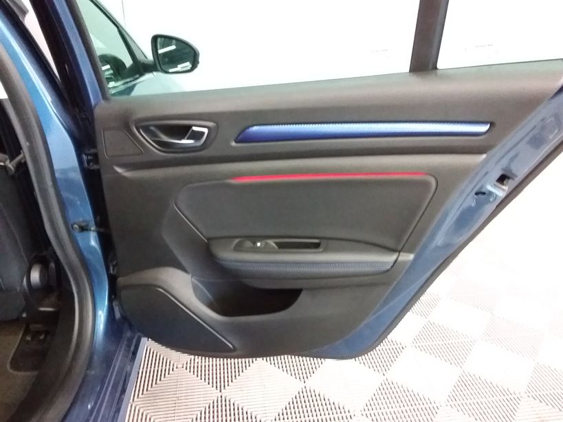 RENAULT MEGANE IV ESTATE 2016 - Photo n°38
