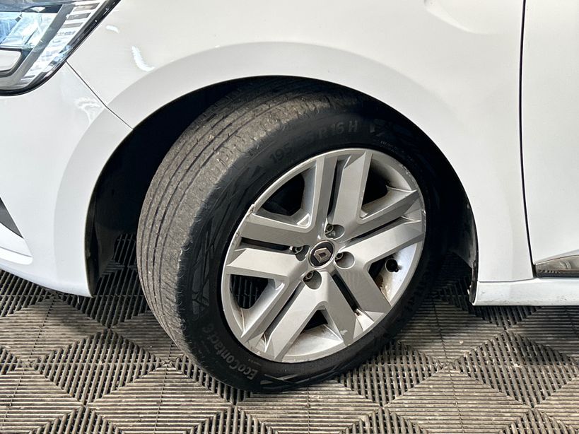 RENAULT CLIO V 2020 - Photo n°16