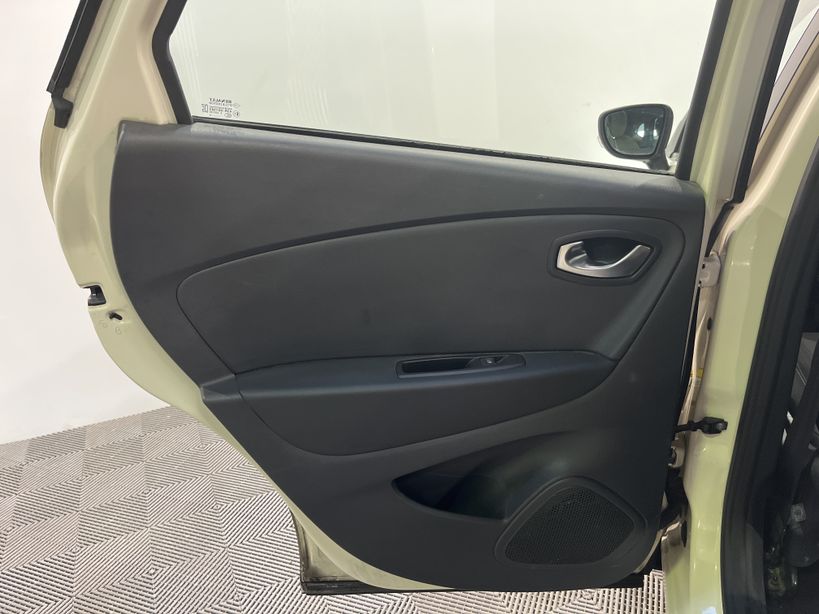 RENAULT CAPTUR 2018 - Photo n°35