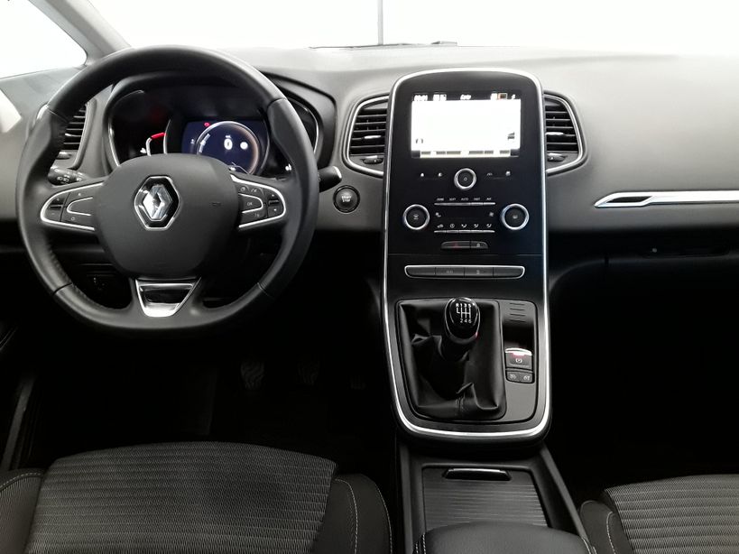 RENAULT GRAND SCENIC IV 2019 - Photo n°10
