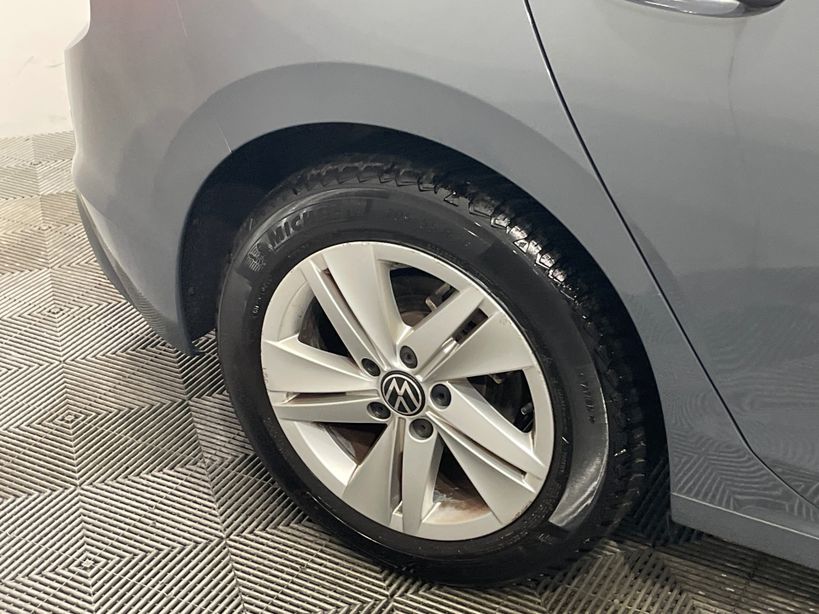 VOLKSWAGEN GOLF 2023 - Photo n°10