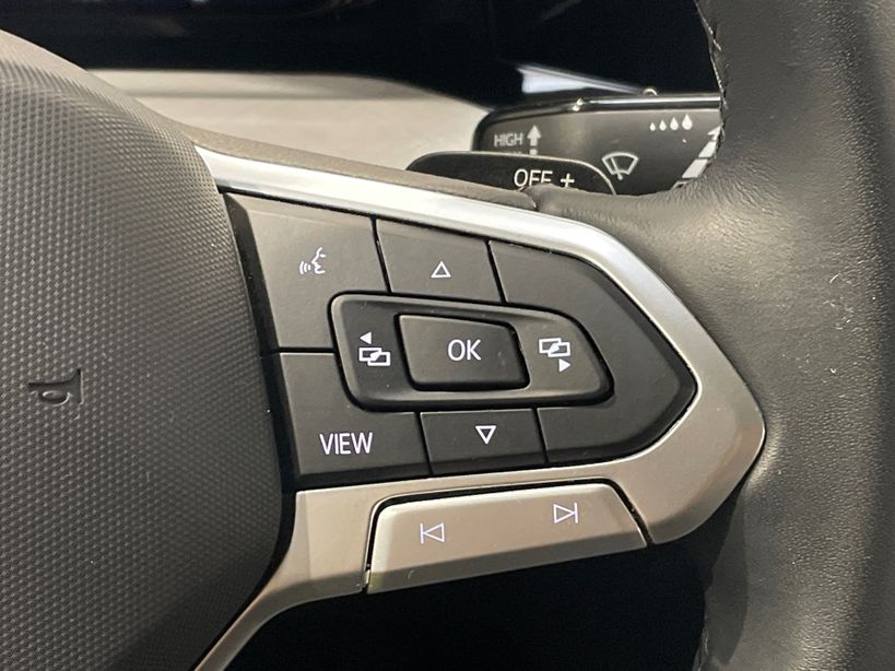 VOLKSWAGEN GOLF 2023 - Photo n°28