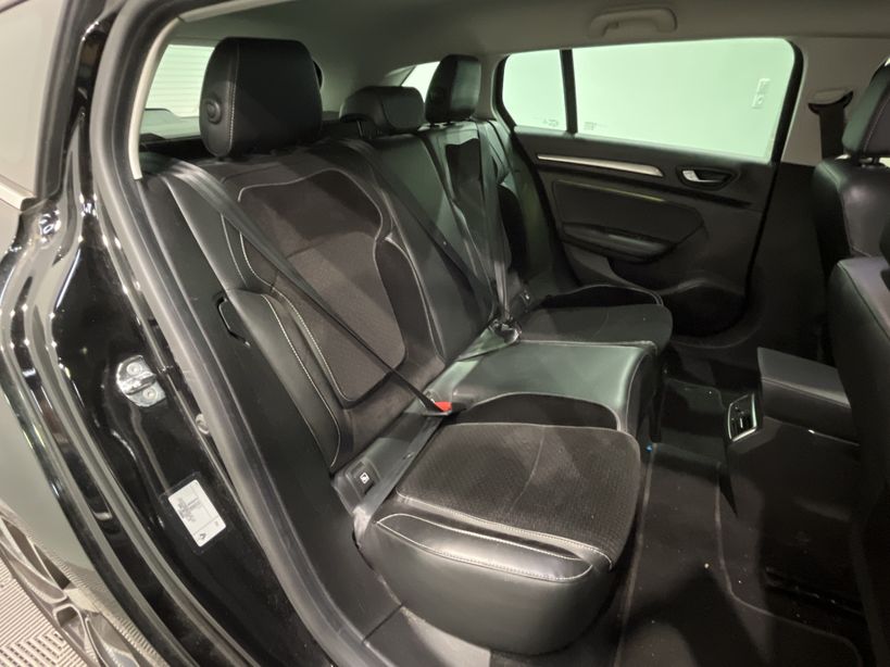 RENAULT MEGANE IV ESTATE 2017 - Photo n°43