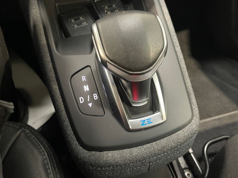 RENAULT ZOE E TECH ELECTRIQUE 2021 - Photo n°28