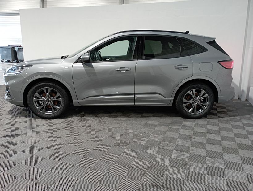 FORD KUGA 2022 - Photo n°4