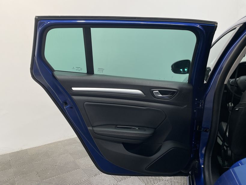 RENAULT MEGANE IV ESTATE 2022 - Photo n°38