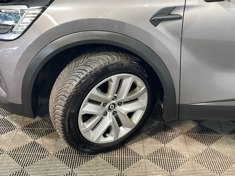 RENAULT CAPTUR 2023 - Photo n°8