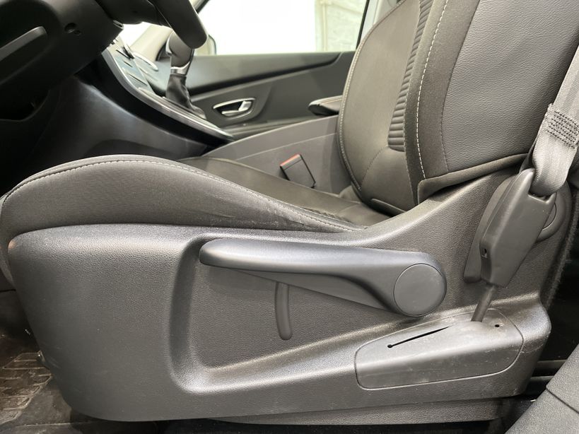 RENAULT GRAND SCENIC IV BUSINESS 2020 - Photo n°35