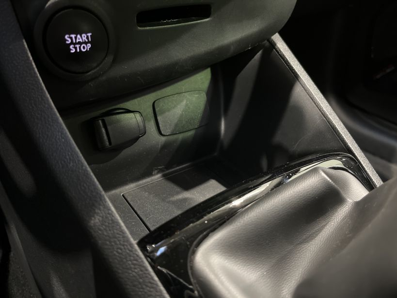RENAULT CLIO IV 2019 - Photo n°17