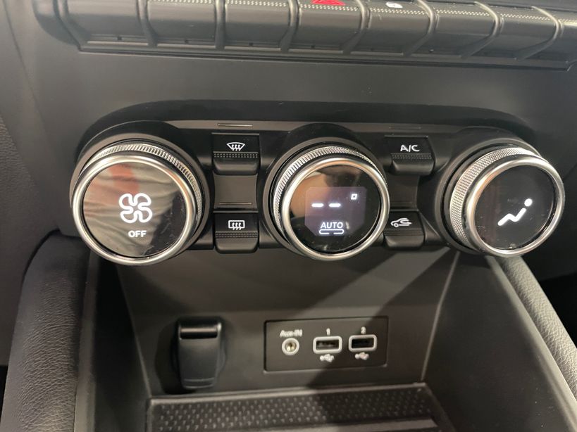 RENAULT CAPTUR 2023 - Photo n°34