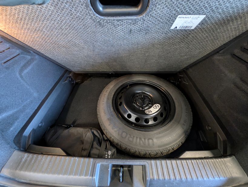 RENAULT CAPTUR 2022 - Photo n°23