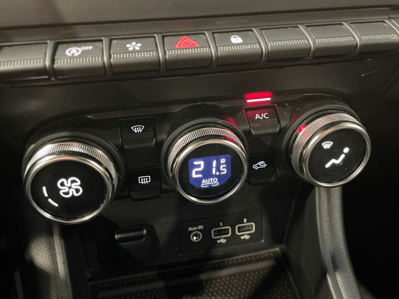 RENAULT CAPTUR 2021 - Photo n°26