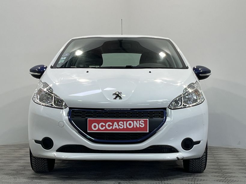 PEUGEOT 208 2015 - Photo n°5