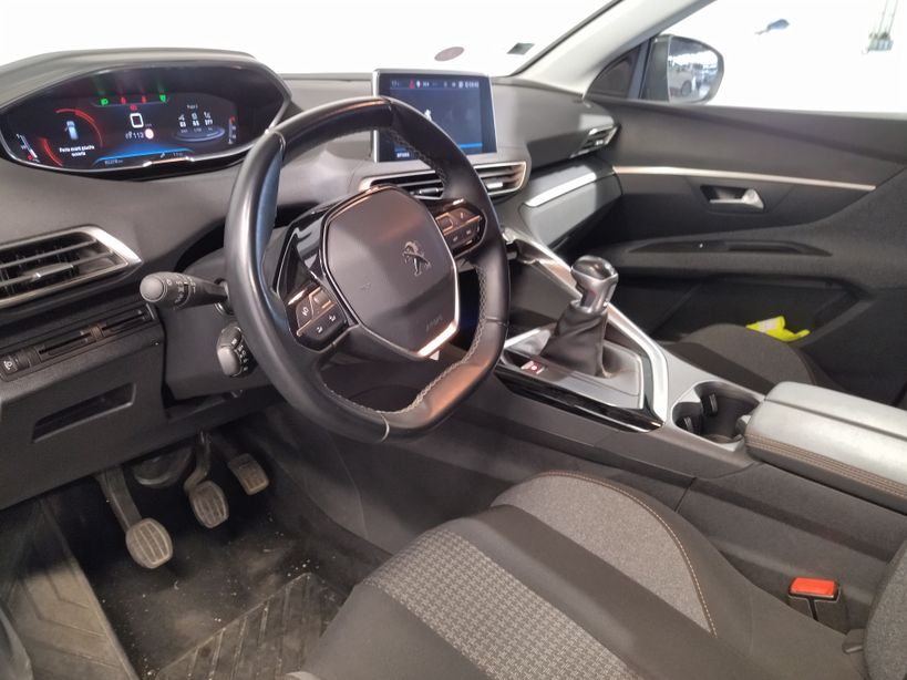 PEUGEOT 3008 BUSINESS 2019 - Photo n°31