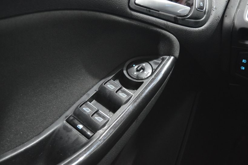 FORD FOCUS 2017 - Photo n°15