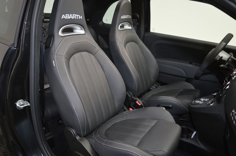 ABARTH 595 SERIE 5 2021 - Photo n°31